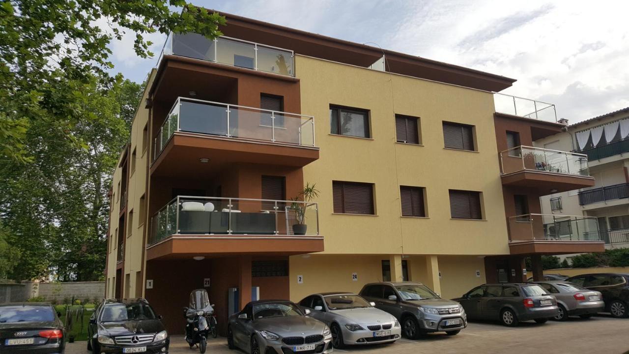 Sweet&Center Wellness Apartman Siófok Exterior foto